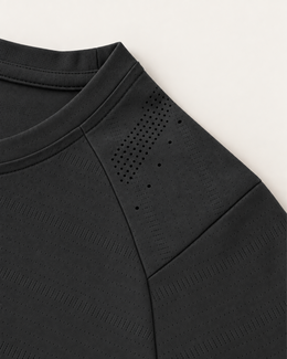 Adapt Women's Running Tee - Black