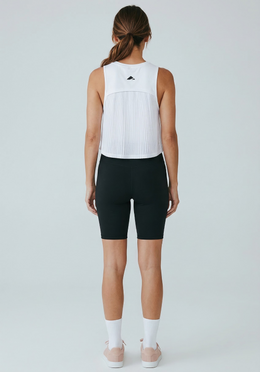 Layer AeroFlow Training Vest in white worn during training
