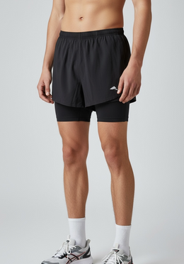 Layer Engage 2-in-1 running shorts in black, detail view
